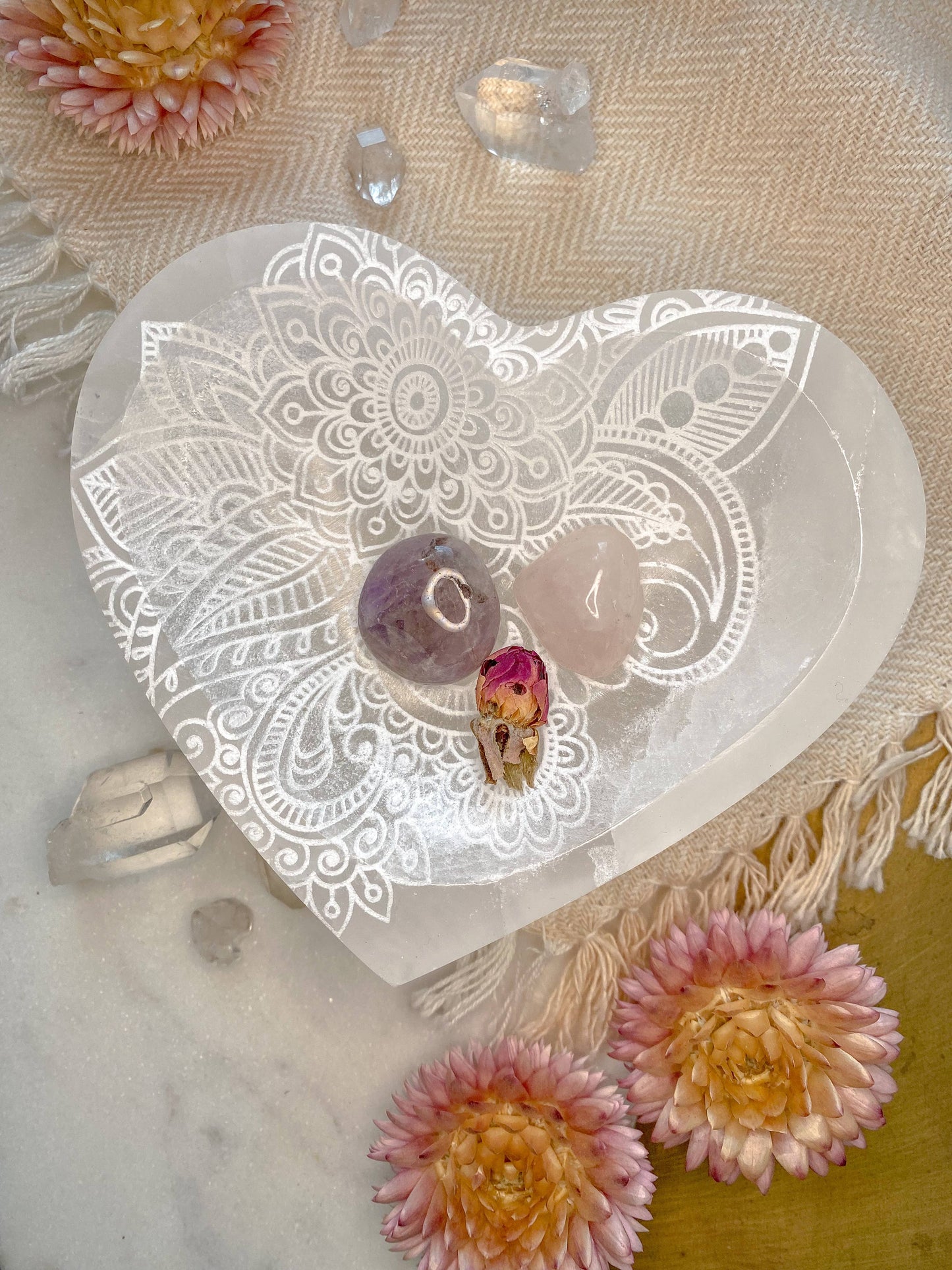 "Henna Prayer" Heart Selenite Crystal Dish Bowl (2.5")